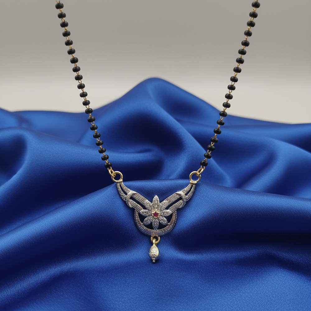 Urthn Simple & Stylish Mangalsutra for Daily Use (Pack Of 6)