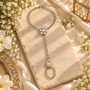 Urthn Bohemian Style Chin Anklet with Connected Toe Ring for Women Trendy Foot Jewellery