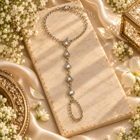 Urthn Bohemian Style Chin Anklet with Connected Toe Ring for Women Trendy Foot Jewellery