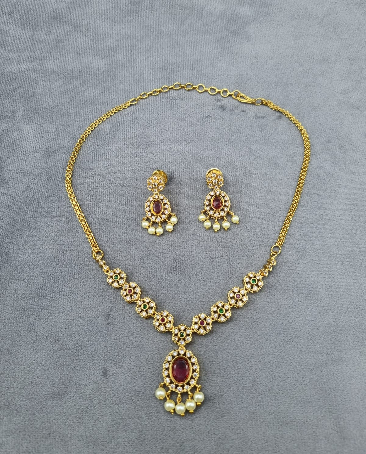 LAFZ Floral Link Necklace & Matching Drop Earrings