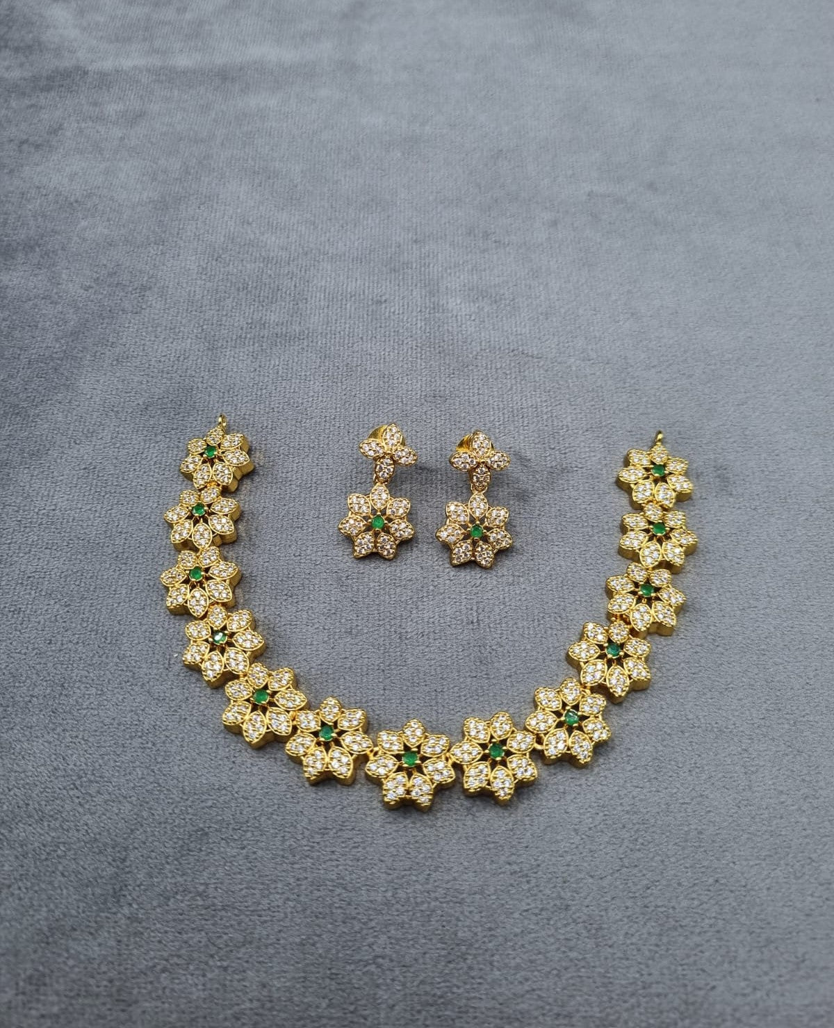 LAFZ Sparkling Clear Stone Floral Link Necklace & Earrings