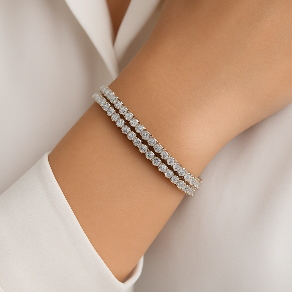 Etnico Stylish Silver Plated Cubic Zirconia American Diamond Adjustable Bracelet For Women