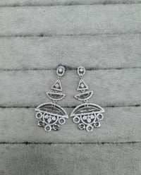 LAFZ  Ornate Geometric AD Chandelier Drops