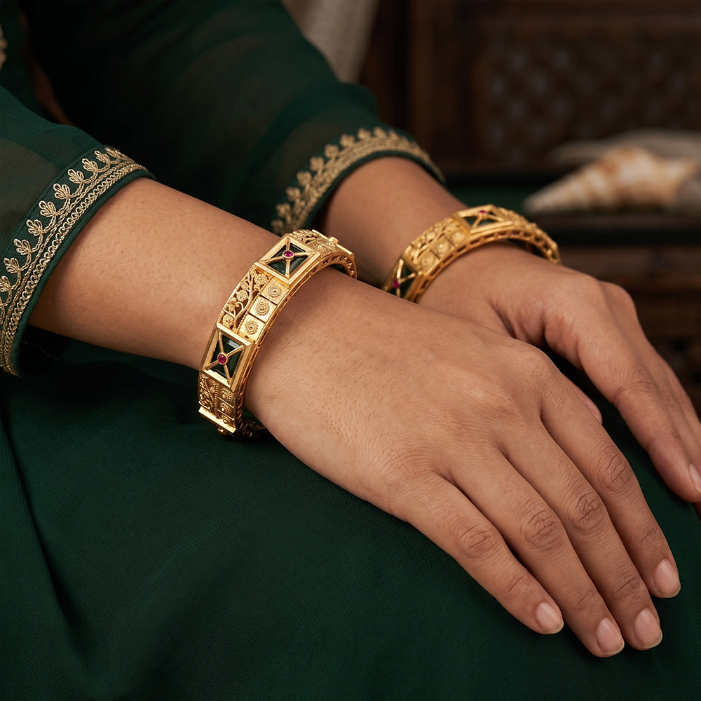 Js Fashion  Designer Rajwadi Pattern Bangles Set Wedding Jewellery