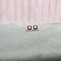 Chiccharm Jewellery Premium Pota Stone And Pearl Studs Earrings
