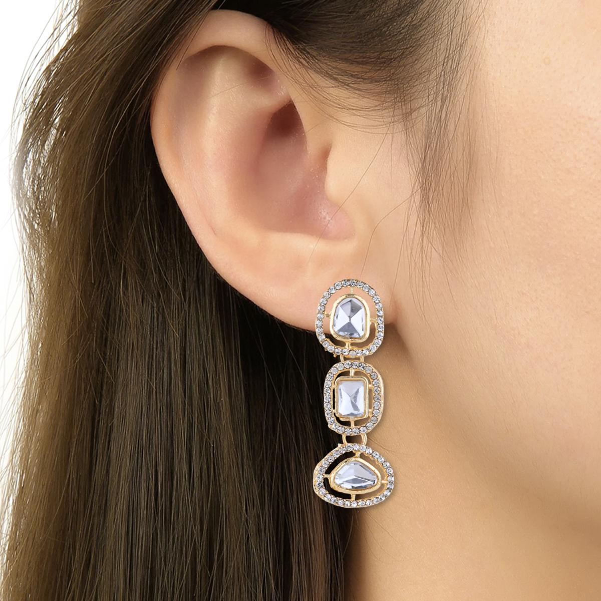 Etnico Latest Fashion Stylish Contemporary Stud Drop Earring For Women