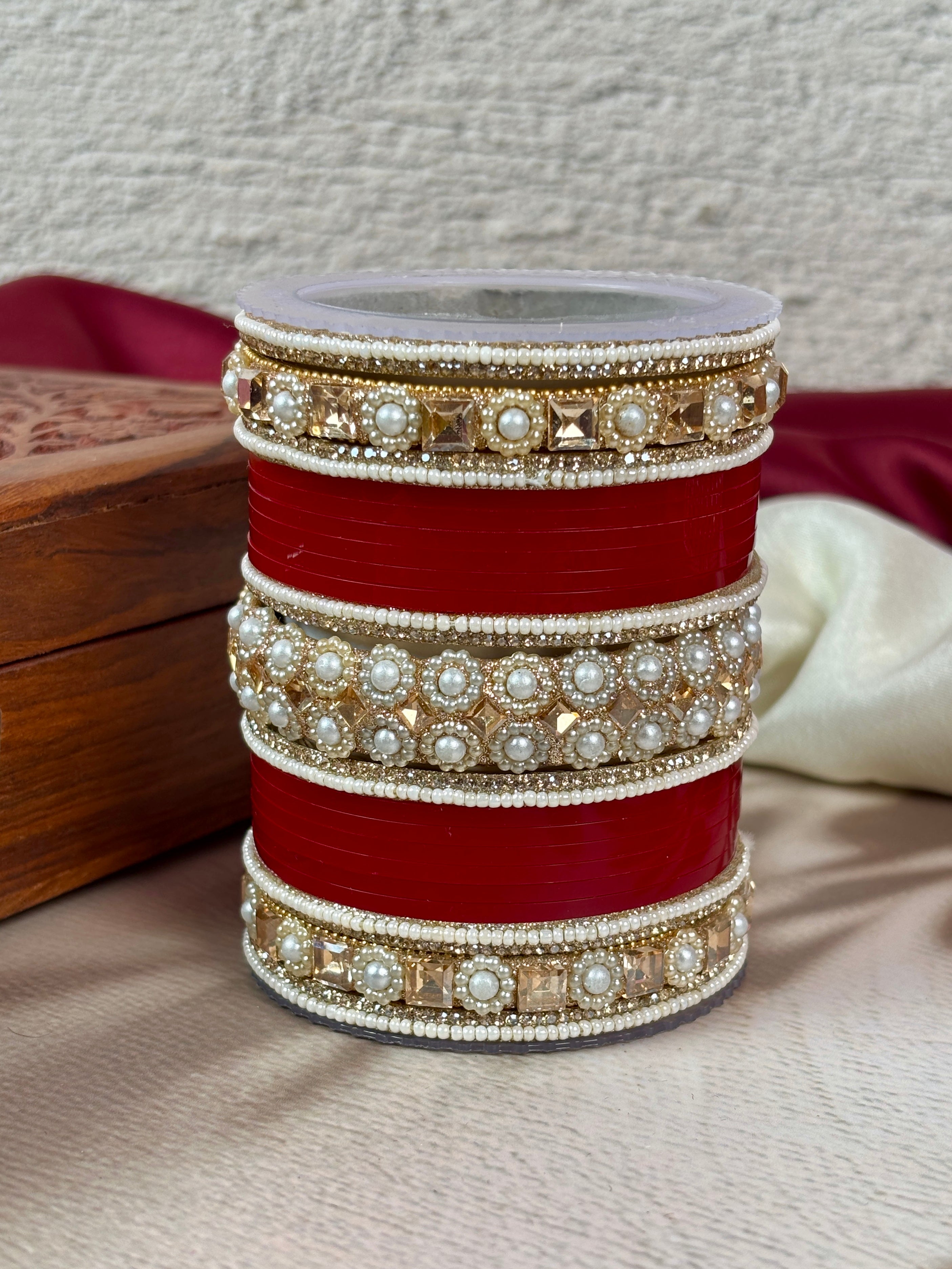 House Of jewelery Artificial Stone Studded Bangles