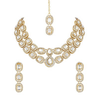 Etnico Gold Plated Traditional Stone Choker Necklace Jewellery With Earring & Maang Tikka Set For Women And Girls (White)