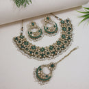 Etnico Gold Plated Traditional Floral Kundan & Pearl Choker Necklace Jewellery Earrings & Maang tikka Set For Women (Green)