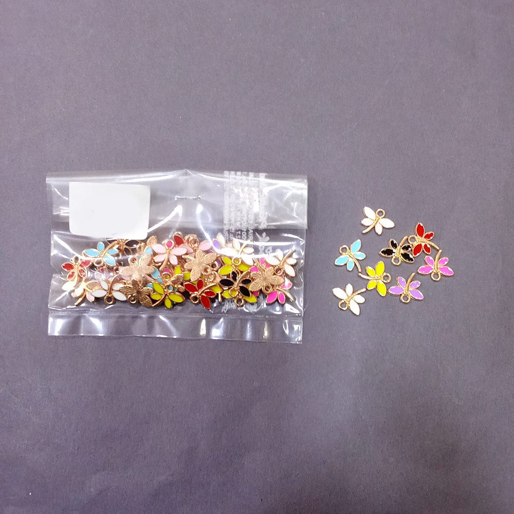 Kriaa Beads Delicate Dragonfly Shape Charm Pendent For Daily Wear And Styling