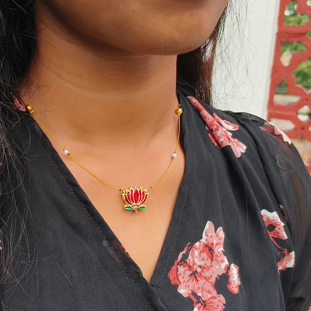 Locketto Jewellery  Elegant Red Lotus Pearl And Meenakari Floating Necklace