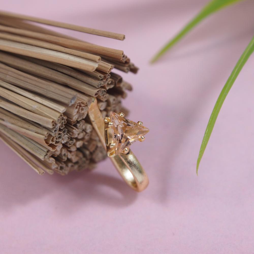 Etnico Clip on Golden Nose pin Non Piercing Pressing Type Nose Pin Stud for Women (NL182FL)