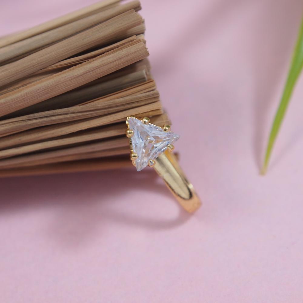 Etnico Clip on Golden Nose pin Non Piercing Pressing Type Nose Pin Stud for Women (NL182W)