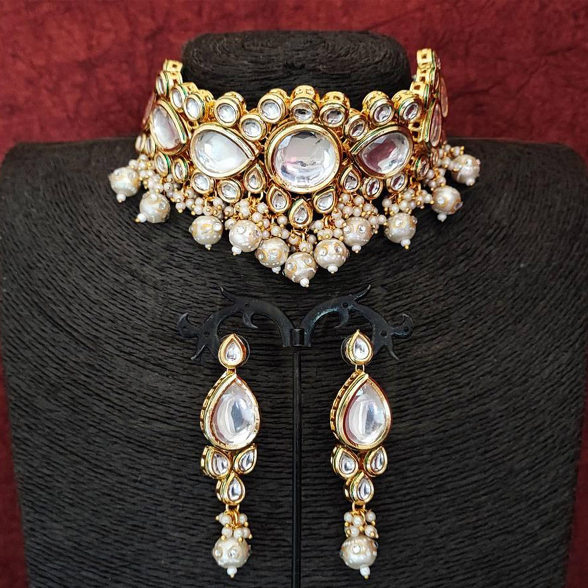 Js Fashion  Fancy Design High Gold Polish Beautiful Kundan Stones Kundan Choker Style Necklace Set