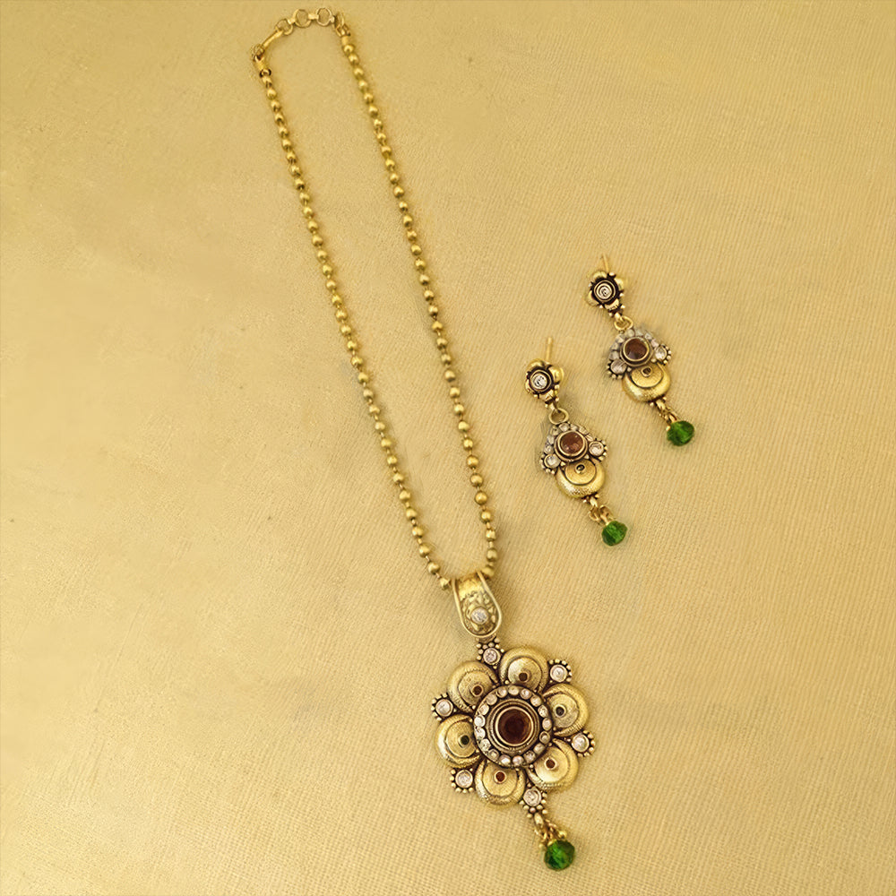 Js Fashion  Basundi flower designed pendant set