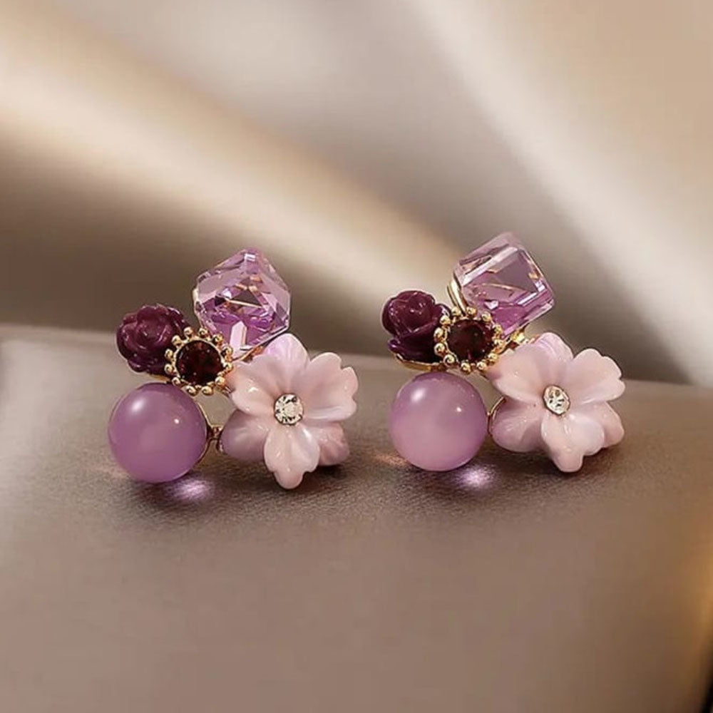 Bevy Pearls Elegant Austrian Stone Studs Earrings 