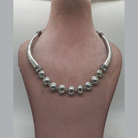 MG Beads Shellpearl Hasli Necklace