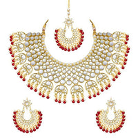 Etnico 18K Gold Plated Traditional Handcrafted Faux Kundan & Pearl Studded Bridal Choker Necklace Jewellery Set with Earrings & Maang Tikka (K7077M)