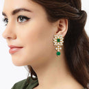 Etnico 18K Gold Plated Traditional Pearl & Kundan Studded Choker Necklace Jewellery Set with Earrings & Maang Tikka for Women (ML224G-1)