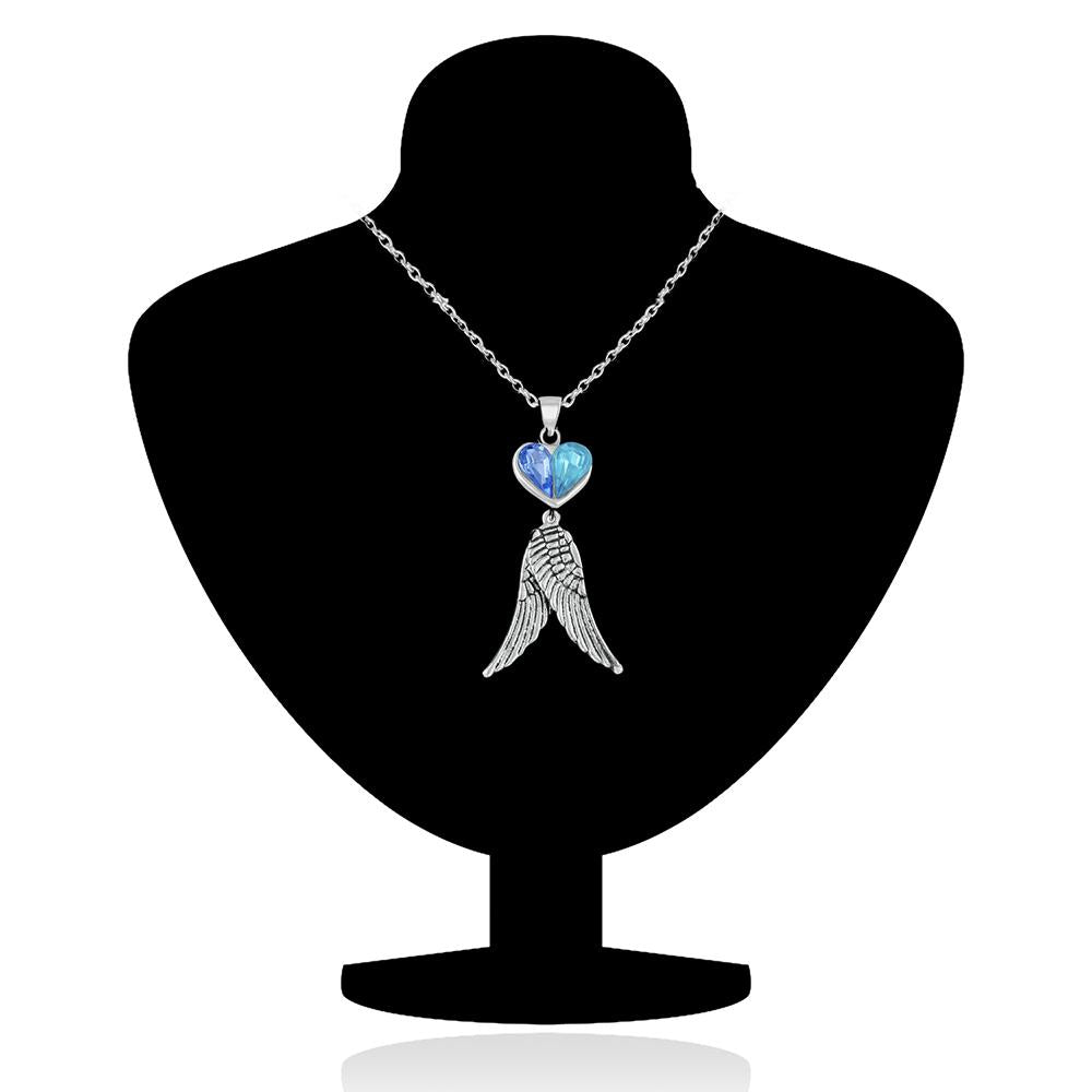 Mahi Glamorous Heart and Wings Pendant